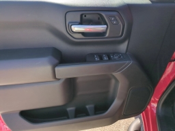 Chevrolet Silverado 1500 Custom Trail Boss 4WD Crew Cab 157" 2026