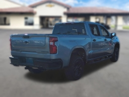 Chevrolet Silverado 1500 Custom Trail Boss 4WD Crew Cab 157" 2026