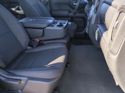 Chevrolet Silverado 1500 Custom Trail Boss 4WD Crew Cab 157" 2026