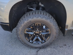 Chevrolet Silverado 1500 Custom Trail Boss 4WD Crew Cab 157" 2026