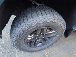 Chevrolet Silverado 1500 Custom Trail Boss 4WD Crew Cab 157" 2026