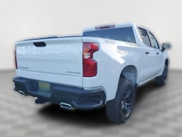 Chevrolet Silverado 1500 Custom Trail Boss 4WD Crew Cab 157" 2026