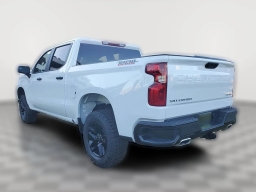 Chevrolet Silverado 1500 Custom Trail Boss 4WD Crew Cab 157" 2026