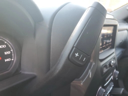 Chevrolet Silverado 1500 Custom Trail Boss 4WD Crew Cab 157" 2026