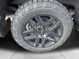 Chevrolet Silverado 1500 Custom Trail Boss 4WD Crew Cab 157" 2026