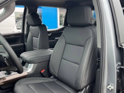 Chevrolet Silverado 1500 LT 4WD Crew Cab 157" 2026