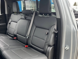 Chevrolet Silverado 1500 LT 4WD Crew Cab 157" 2026