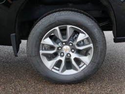 Chevrolet Silverado 1500 LT 4WD Crew Cab 157" 2026