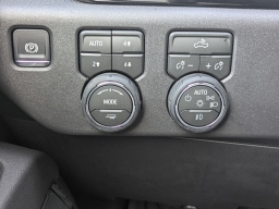 Chevrolet Silverado 1500 RST 4WD Crew Cab 157" 2026