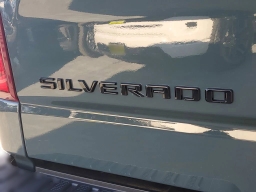 Chevrolet Silverado 1500 LT Trail Boss 4WD Crew Cab 157" 2026