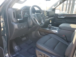 Chevrolet Silverado 1500 LT Trail Boss 4WD Crew Cab 157" 2026