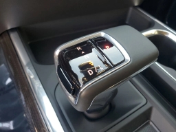 Chevrolet Silverado 1500 LT Trail Boss 4WD Crew Cab 157" 2026