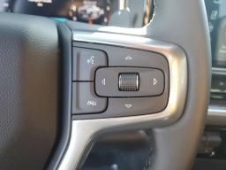 Chevrolet Silverado 1500 LT Trail Boss 4WD Crew Cab 157" 2026