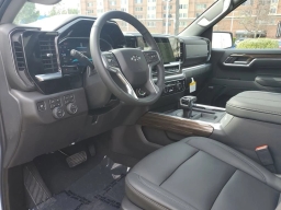 Chevrolet Silverado 1500 LT Trail Boss 4WD Crew Cab 157" 2026