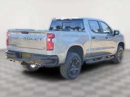 Chevrolet Silverado 1500 LT Trail Boss 4WD Crew Cab 157" 2026