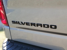 Chevrolet Silverado 1500 LT Trail Boss 4WD Crew Cab 157" 2026