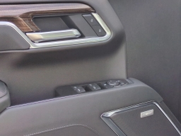 Chevrolet Silverado 1500 LT Trail Boss 4WD Crew Cab 157" 2026