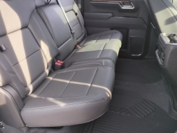 Chevrolet Silverado 1500 LT Trail Boss 4WD Crew Cab 157" 2026