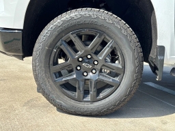 Chevrolet Silverado 1500 LT Trail Boss 4WD Crew Cab 147" 2026