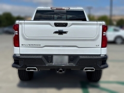 Chevrolet Silverado 1500 LT Trail Boss 4WD Crew Cab 147" 2026