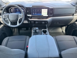 Chevrolet Silverado 1500 LT Trail Boss 4WD Crew Cab 147" 2026