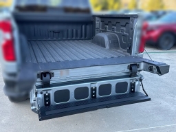 Chevrolet Silverado 1500 LT Trail Boss 4WD Crew Cab 157" 2026