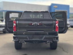 Chevrolet Silverado 1500 LT Trail Boss 4WD Crew Cab 157" 2026