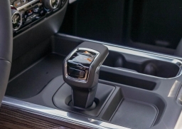 Chevrolet Silverado 1500 LT Trail Boss 4WD Crew Cab 147" 2026