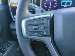 Chevrolet Silverado 1500 LT Trail Boss 4WD Crew Cab 157" 2026