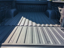 Chevrolet Silverado 1500 LT Trail Boss 4WD Crew Cab 157" 2026