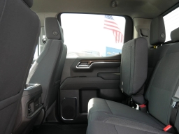 Chevrolet Silverado 1500 LT Trail Boss 4WD Crew Cab 157" 2026