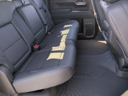 Chevrolet Silverado 1500 LT Trail Boss 4WD Crew Cab 157" 2026