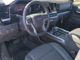 Chevrolet Silverado 1500 LT Trail Boss 4WD Crew Cab 157" 2026