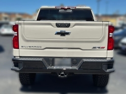 Chevrolet Silverado 1500 ZR2 4WD Crew Cab 147" 2026