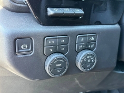 Chevrolet Silverado 1500 ZR2 4WD Crew Cab 147" 2026