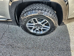 GMC Terrain AWD AT4 4dr 2026