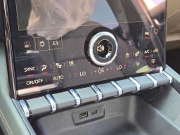 GMC Terrain AWD AT4 4dr 2026