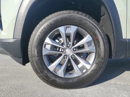 Chevrolet Equinox FWD LT 4dr 2026