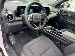 Chevrolet Equinox FWD LT 4dr 2025