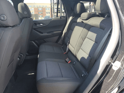 Chevrolet Equinox FWD LT 4dr 2026