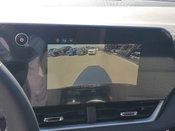 Chevrolet Equinox FWD LT 4dr 2026