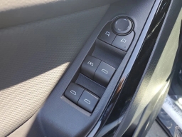 Chevrolet Equinox FWD LT 4dr 2026