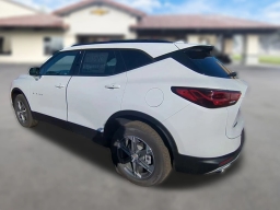 Chevrolet Blazer LT FWD 4dr 2026