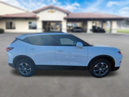 Chevrolet Blazer LT FWD 4dr 2026