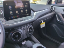 Chevrolet Blazer LT FWD 4dr 2026