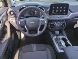 Chevrolet Blazer LT FWD 4dr 2026