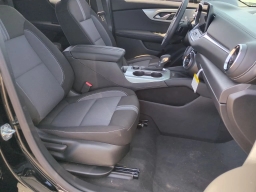 Chevrolet Blazer LT FWD 4dr 2026