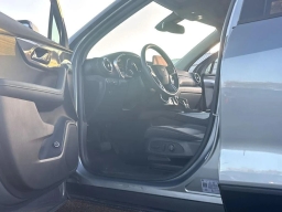 Chevrolet Blazer LT AWD 4dr 2025