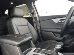 Chevrolet Blazer LT AWD 4dr 2025