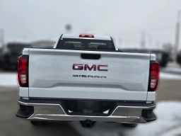 GMC Sierra 1500 Pro 4WD Reg Cab 140" 2025
